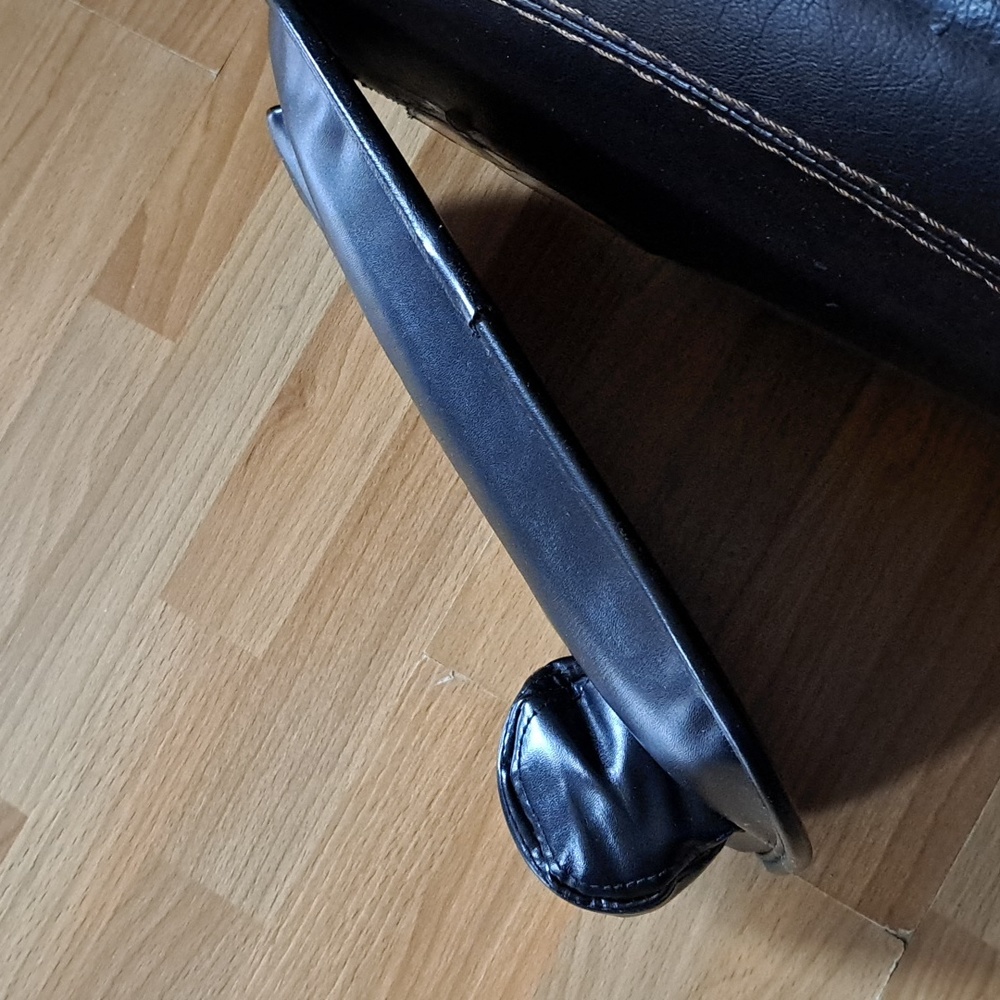 Cup holder - Picture 6 of 9